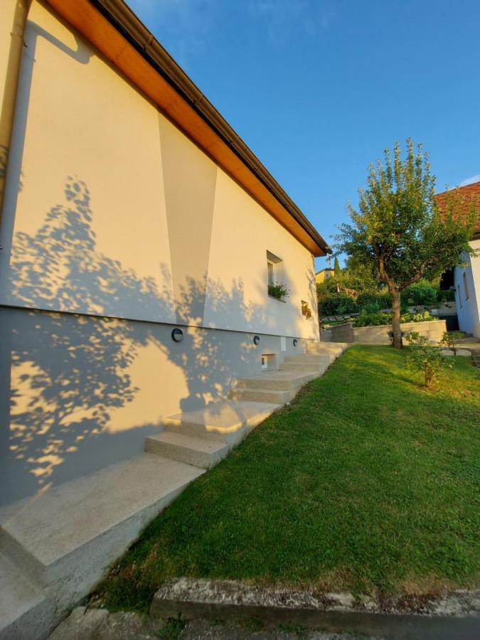 Privatzimmer Roland Hutten Экстерьер фото
